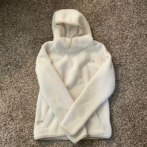 The North Face white women’s fleece hoodie xsmall